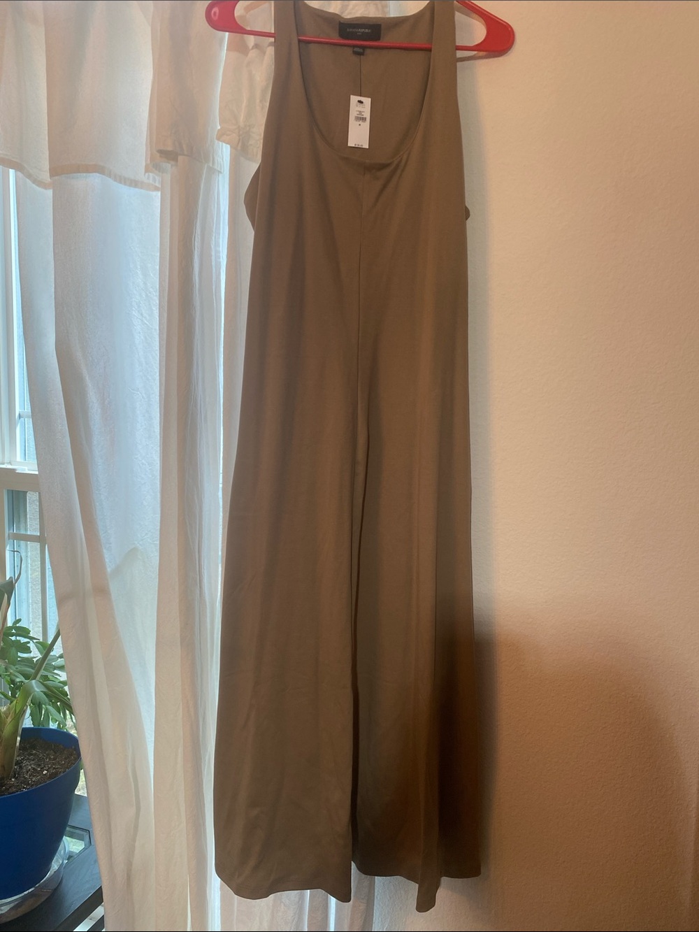 Banana Republic Factory Olive Green Sleeveless Midi Dress